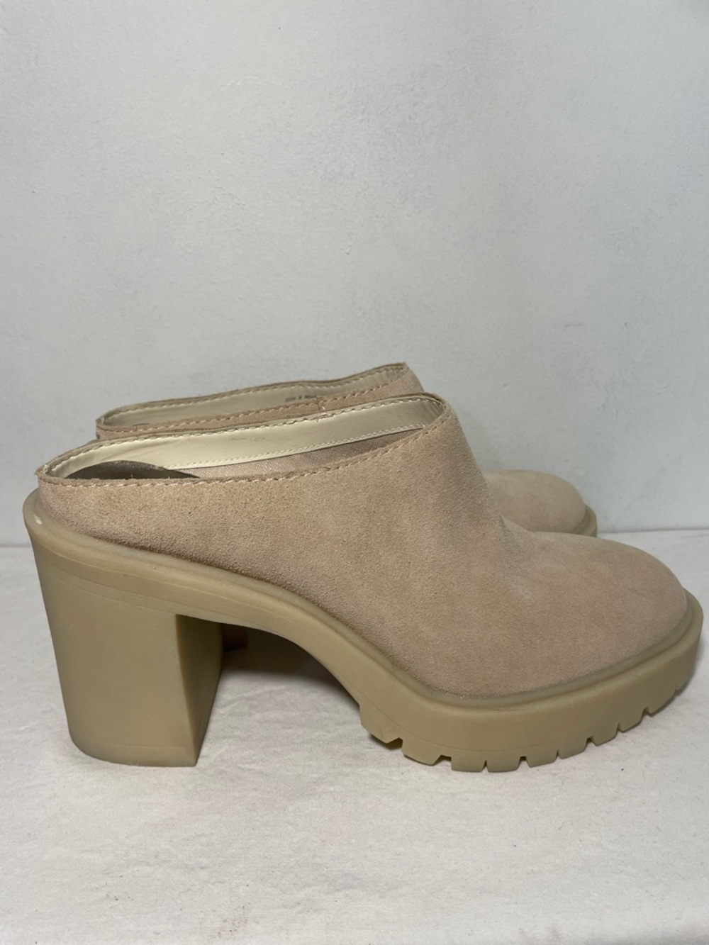 Dolce Vita Carry Women's Clogs Mules Platform Suede Lug Sole In Sand 8 - Picture 6 of 13
